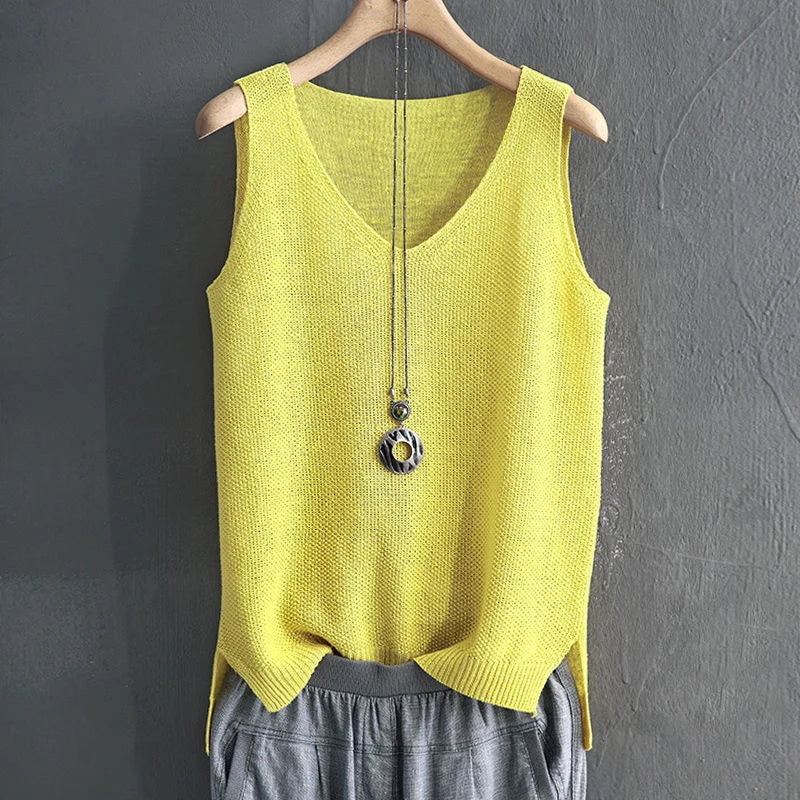 Blusa sin manga cuello tipo v