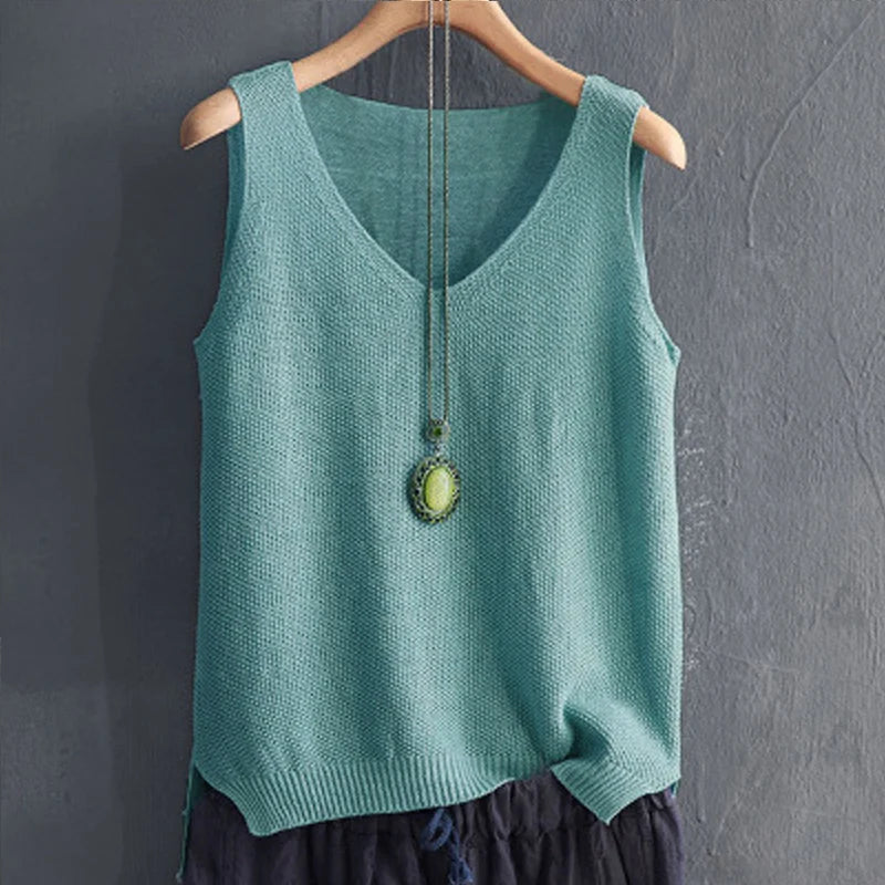 Blusa sin manga cuello tipo v