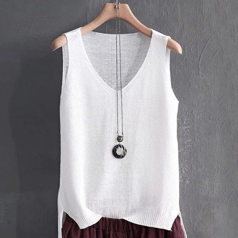 Blusa sin manga cuello tipo v