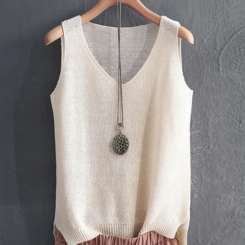 Blusa sin manga cuello tipo v